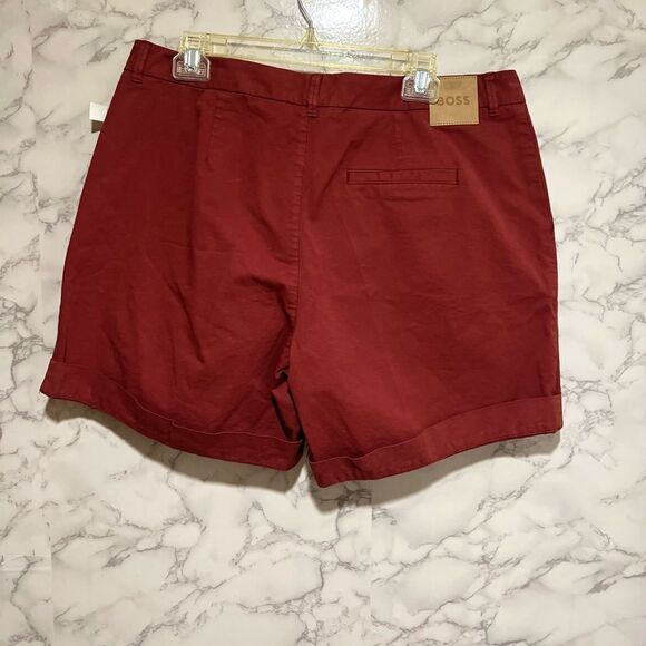 New BOSS Woman’s Shorts - Picture 5 of 9